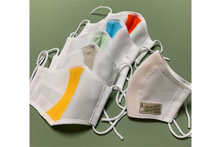 【夏用高通気タイプ】洗えるマスク ４枚セット 表裏抗菌布素材 ハンドメイド多度津製【A-49】