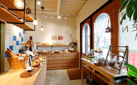 バックハウスブラウ　お店でお好きなパンを購入！ギフト券 チケット 