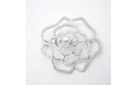 298 アコヤ真珠ブローチ（バラモチーフ）　パール 宝石 アクセサリー ジュエリー 伊勢志摩 伊勢市 結婚式 入学式 ギフト 贈り物 フォーマル バラ プレゼント 誕生日 本真珠