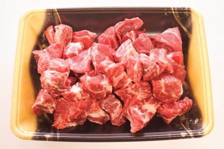 ttn196土佐あかうし煮込み用サイコロ(約570g)