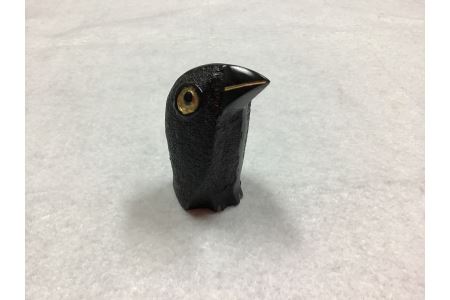 那智黒石のまち熊野【仮谷梅管堂の八咫烏（やたがらす）の置物】【kmkn0023】