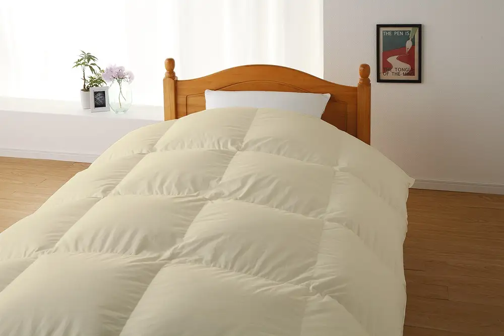 【シングル】羽毛掛けふとん　ハイパーダウン　１５０ｃｍ×２１０ｃｍ　羽毛布団