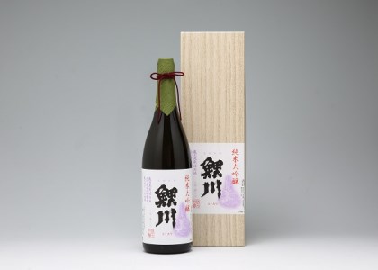 鯉川酒造 純米大吟醸「鯉川」1800ml×1本 亀ノ尾 100％使用 日本酒 地酒 1725年創業（享保10年）老舗酒蔵 山形 庄内町