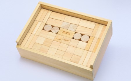 積み木 木こりの積木ランド L 日本製 おもちゃ 玩具 知育 子供 ひのき 工芸 工芸品 名前 刻印 ギフト プレゼント 贈答 贈答用 贈答品 贈り物 お祝い 静岡 静岡県 島田市 ネームなし