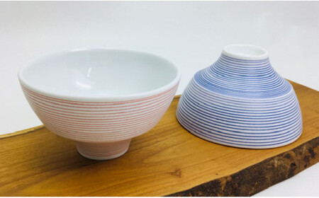 有田焼象嵌（ぞうがん）ちゃわん 赤・青セット 【マルコウ陶苑】茶碗 飯碗 ペア 2個 贈り物 ギフト A16-1