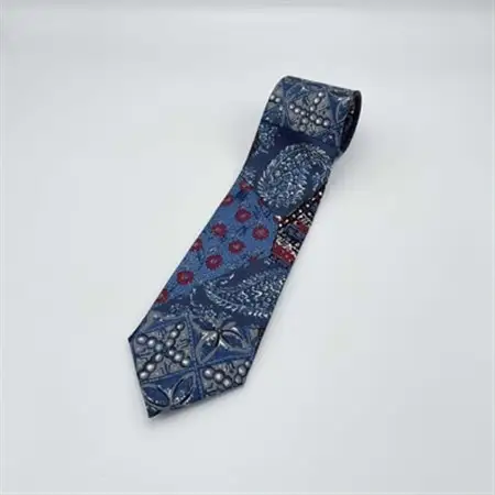 クラバットユキジ製　クラシック柄ネクタイ No.1_装飾品・工芸品 ネクタイ・ベルト 服飾小物 _【1141350】