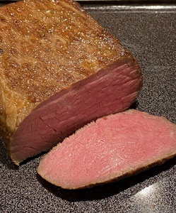 和食屋が仕込んだ国産牛のローストビーフ【B-37】