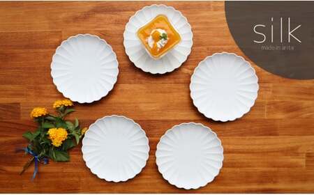 【デザート皿にも！かわいい和食器】有田焼 菊割銘々皿 silk 5枚セット【まるふく】取り皿 取り皿人気 取り皿おすすめ 取り皿セット ケーキ皿 かわいいケーキ皿 シンプルケーキ皿 おしゃれケーキ皿 食器 器 うつわ 35000円 3.5万円 A35-587