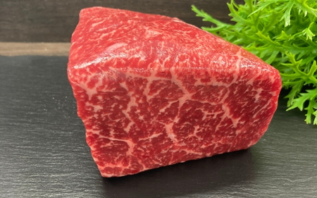 伊賀牛 モモブロック 合計約1kg【cook0003】