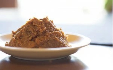 かんべの味噌 米味噌 2.5kg 手作り 自家製 天然醸造 添加物不使用 食品 調味料 富士市 【配送不可地域：沖縄・離島】 [sf001-084]