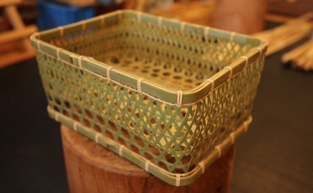 【一点ずつ手作り】自然素材にこだわった椀籠（角型） 工芸品 雑貨 日用品 かご カゴ 竹籠 