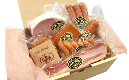 伊吹ハム 7点セット ハム ベーコン ウィンナー ウインナー 詰め合わせ 食べ比べ 伊吹 国産 滋賀県 米原市