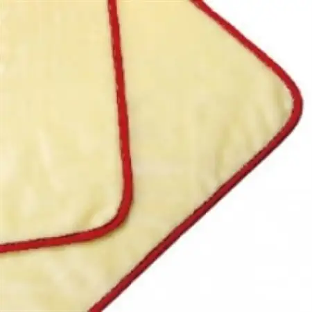 ふわふわブランケット(赤)/70×105(cm)　_雑貨・日用品 毛布 寝具 _【1020560】