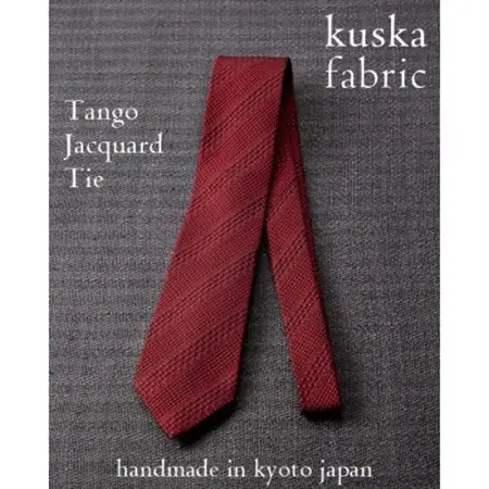 【手織りネクタイ】レッド 丹後ジャカードタイ kuskafabric 京都・丹後のシルク織物_装飾品・工芸品 ネクタイ・ベルト 服飾小物 _【1257554】