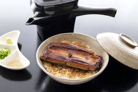 うなぎ ひつまぶし セット 鰻 ウナギ 蒲焼 だし汁 グルメ 贈り物 ギフト 1/2尾×3 出汁 140cc×3 タレ 山椒 三島市 静岡県