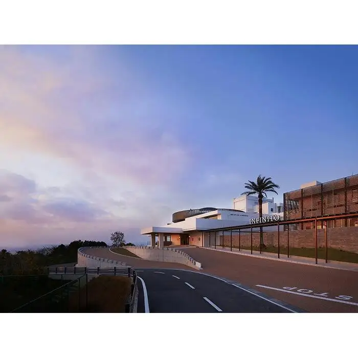 【海側ツイン客室】INFINITO HOTEL&SPA 南紀白浜 1泊2食付きペア宿泊券