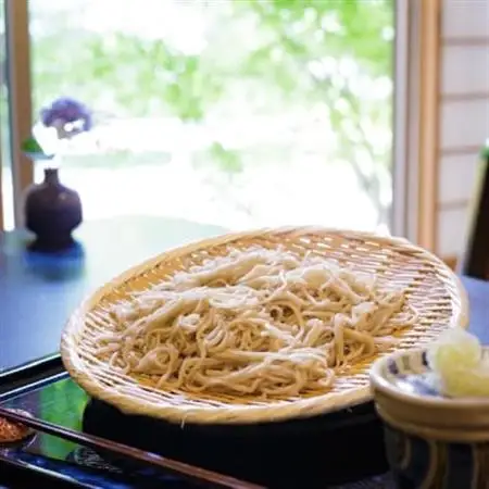手打そばかみやま　冷凍生そば　3合_麺 そば  ソバ 蕎麦  調味料   _【配送不可地域：離島】【1260551】