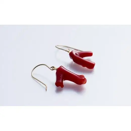 【 珊瑚 】 珊瑚ピアス