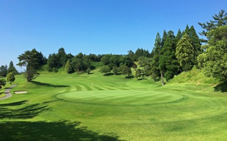 錦山カントリークラブ 平日セルフプレー券 ゴルフ場利用券（平日券1枚・1名様分）　ゴルフ場利用券 ゴルフプレー券