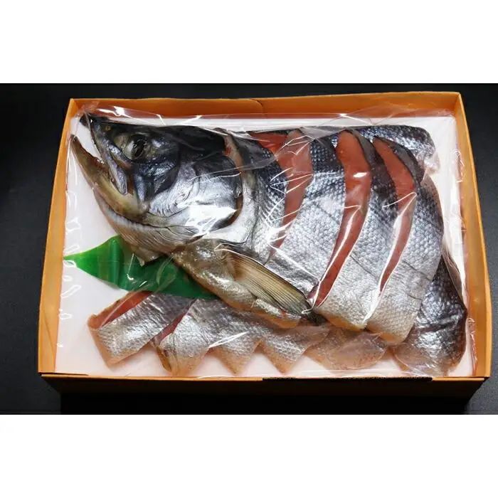 村上名産塩引き鮭　半身姿　約800g　新潟県　新潟　鮭　