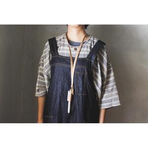 【minca】栃木レザーのネックストラップ付ペンホルダー 持ち歩きに便利 ペンホルダー+ストラップ/M/タン(生成)　721【玩具 雑貨 日用品 人気 おすすめ 】