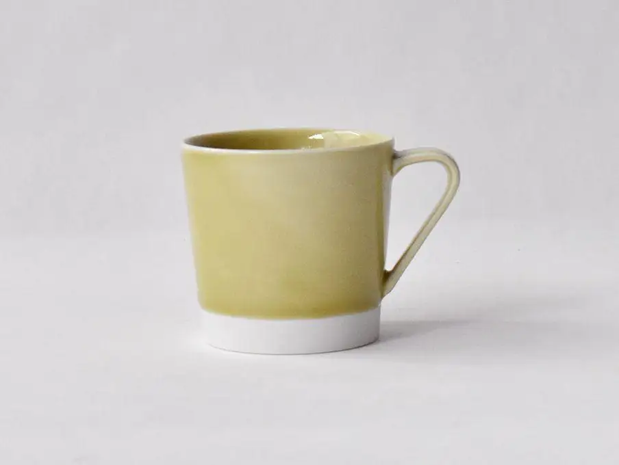 【AB562】【波佐見焼】es mug　黄磁釉 【西海陶器】1　19576