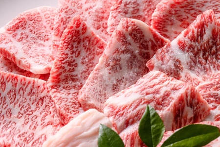 【黒毛和牛】三重県産「焼肉特撰カルビ〈三角バラ〉」約500g　長島ショッピー厳選【CC17】