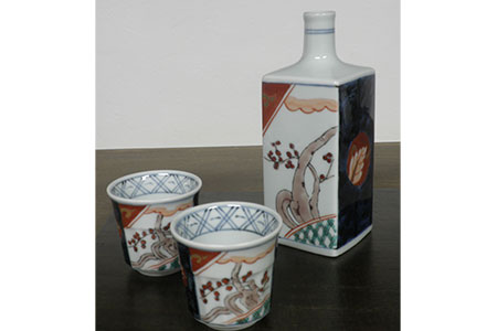 【伊万里焼】古伊万里酒器セット（角徳利＋盃２個） 035-H188