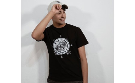 揖斐川町 マンホールTシャツ 黒 ファッション 服 男性 メンズ 女性 レディース お城 星空 花 土星  Sサイズ