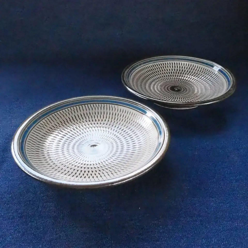 小石原焼呉須帯飛鉋六寸皿2枚セット(金丸窯)直径約18cm H37