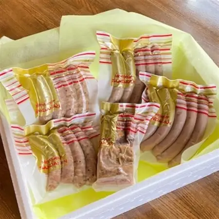 さんだかんの「北のハイグレード食品2021」受賞のチキンじゅーしぃと無添加燻製のセット【配送不可地域：離島】【1319236】