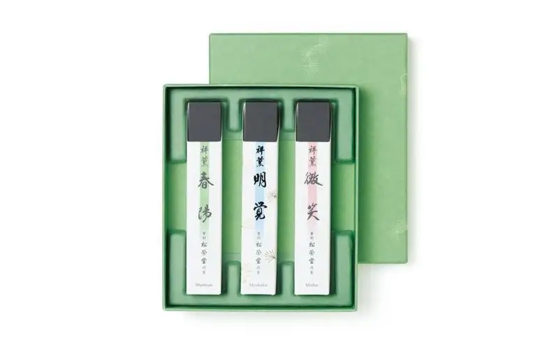 【香老舗 松栄堂】高級線香 (春陽/明覚/微笑 祥薫) 紙箱入  [ 京都 老舗 線香 人気 おすすめ おしゃれ お香 ギフト プレゼント お取り寄せ 通販 送料無料 ふるさと納税 ]