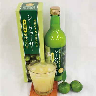 沖縄の自然に育まれたシークヮーサー沖縄県産果汁100％