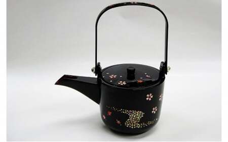 銚子 螺鈿 春秋 民芸品 工芸品 伝統技術 刷毛 手塗り 金色 石垣模様 桜 紅葉 季節の流れ おしゃれ キレイ  FAD-0985