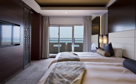 Royal Hotel 沖縄残波岬【特典付】一泊夕朝食付ペア宿泊券（リラックススイート・オーシャンビュー)