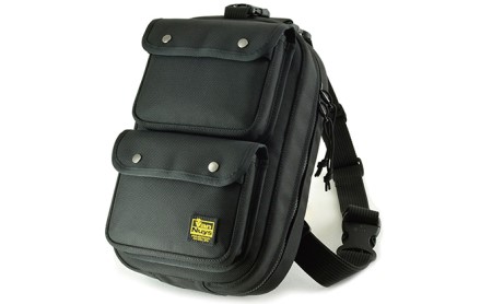 ワンショルダー／フルオープン&Wフラップポケット　バンナイズ バリスティック ナイロン ブラック 斜め掛け 耐久性 背中 ファッション カバン バッグ 