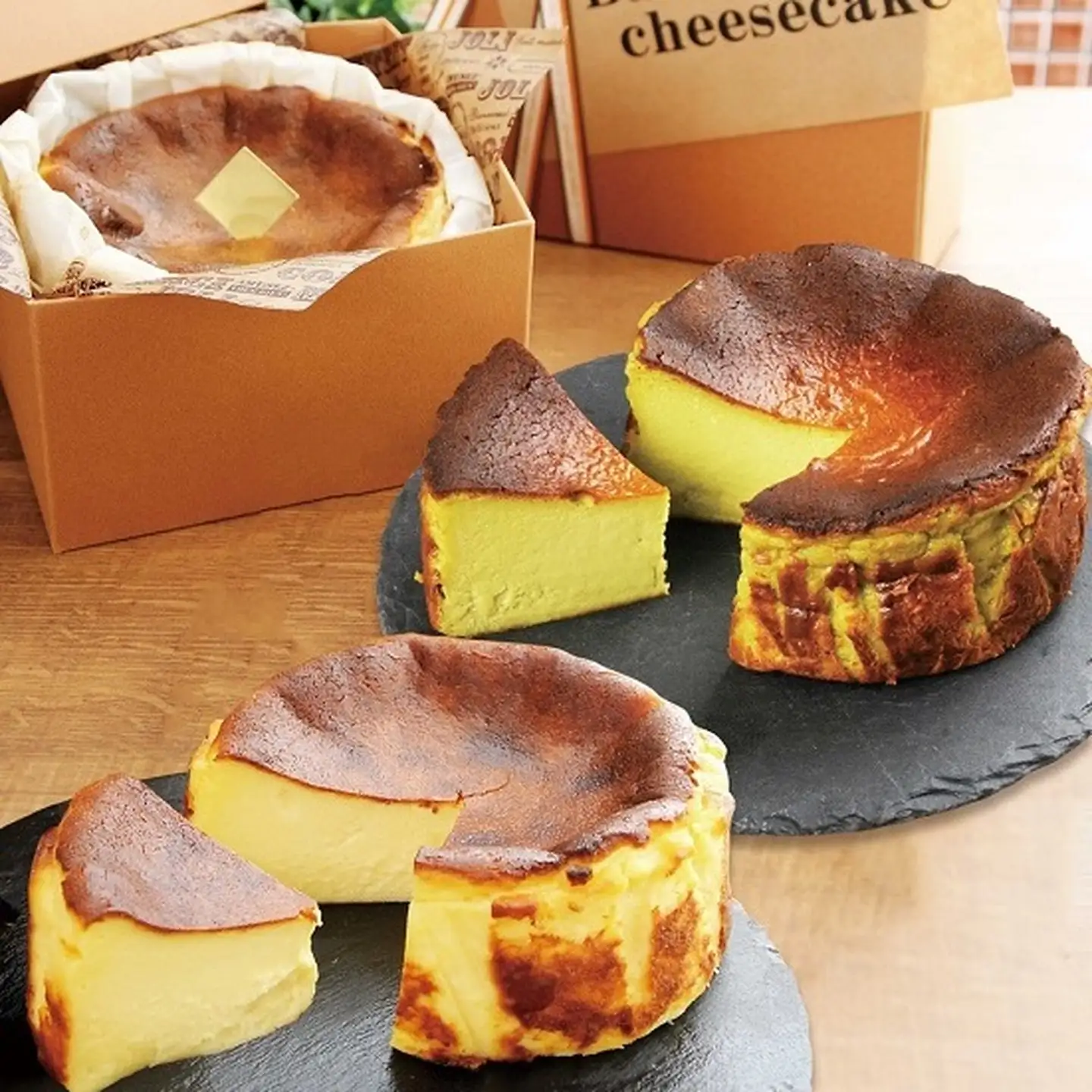 人気のバスクチーズケーキ食べ比べセット：B140-004