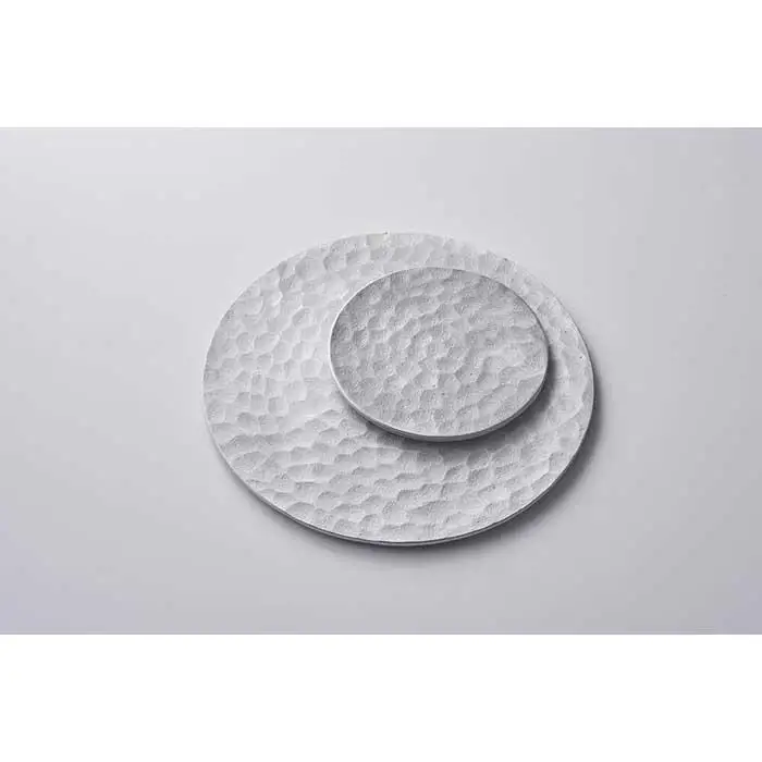 「ひんやり」をキープしてくれるアルミ鋳物の菓子皿セット（Uchidashi Lサイズ / Sサイズ）
