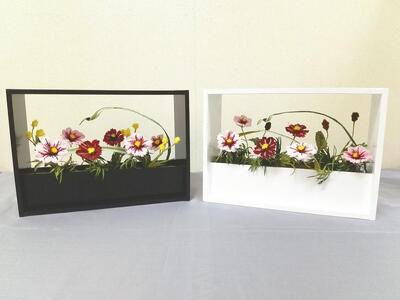 インテリアフラワーBOX　コスモス　らんまん 花 雑貨 造花 インテリア お祝い ギフト 贈答 人気 送料無料 高知市 【花工房美呂】 [ATCO024]