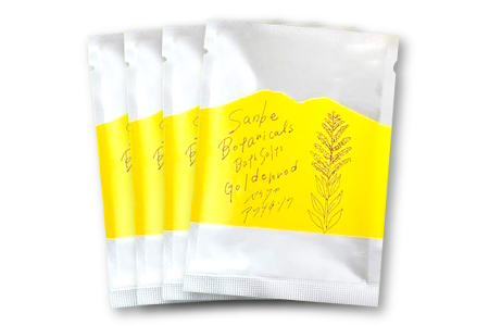 SANBE Botanicals〈セイタカアワダチソウ〉百済浦の藻塩バスソルト4個セット【バスソルト 4個 詰め合わせ セット バス用品 お風呂 ギフト プチギフト 個包装 母の日】