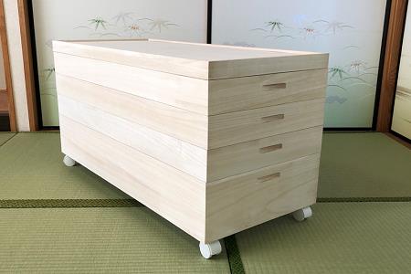 桐たんす 総桐着物収納4段キャスター付 KR-4CM：B690-002