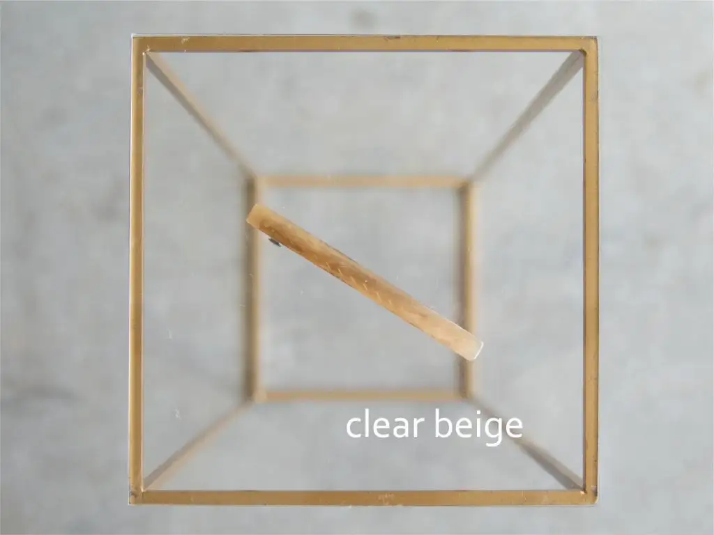 アクリル製ロングバレッタ clear beige（クリアベージュ）