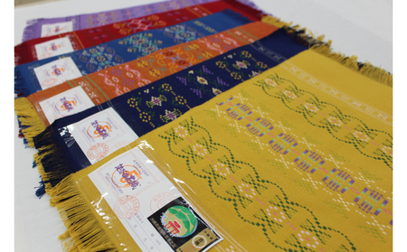 伝統工芸＜読谷山花織＞テーブルセンター（大）