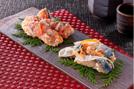 【漁師の発酵郷土食】北海道産 鮭・さば飯寿司セット 計1kg 秋鮭 海鮮 旬 通販 せたな町 ふるさと納税
