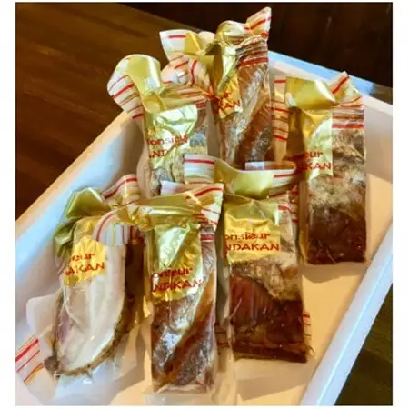 【北海道さんだかん】北海道産豚肉の無添加ベーコン800g【配送不可地域：離島】【1392489】