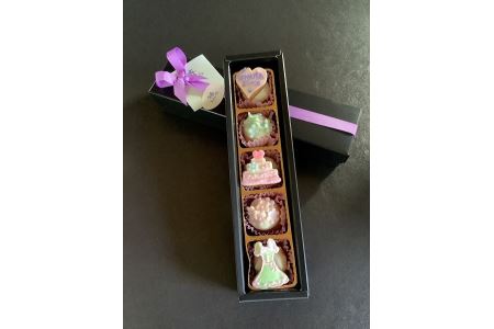 すみれ色の街からPetit５（プチ５）【ハートとドレス】