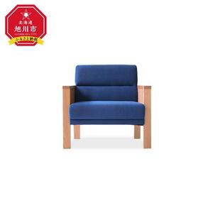 旭川家具 MUKU工房オリジナル MKソファ 80 チェリー 【 国産 無垢 インテリア 木製 ナチュラル ソファ ソファー 1人掛け コンパクトソファ リビング ダイニング 北海道 】_01792