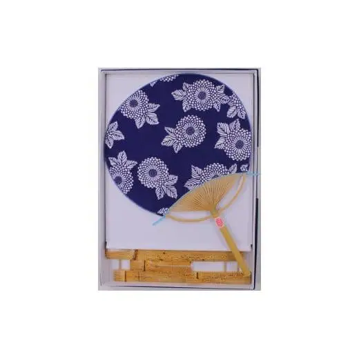 日永うちわ　伊勢木綿　菊づくし（大）うちわ立て付