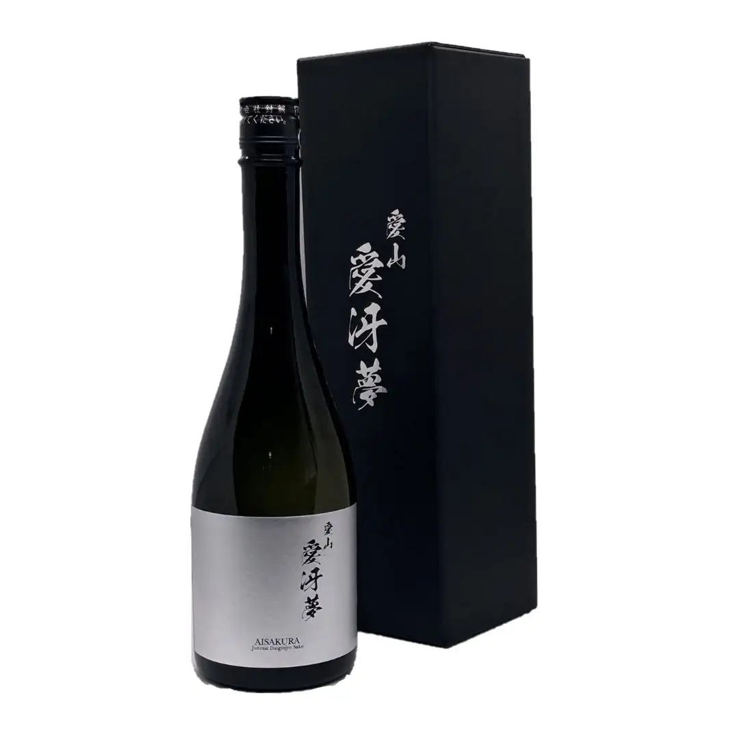 越つかの酒造「愛冴夢」 純米大吟醸酒 720ml ”35％精米” 幻の酒米 「愛山」 贅沢に使用 華やか 甘さ スッキリ 濃厚 贅沢 逸品 贈答 ギフト 日本酒 地酒 新潟県 阿賀野市 父の日 2C04028