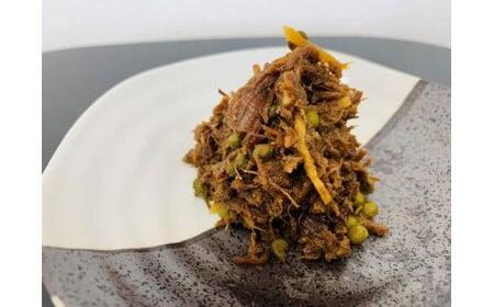 【近江牛 肉山椒(佃煮)】肉 牛肉 ミンチ 山椒 ふりかけ ぬれふりかけ ブランド牛 三大和牛 和牛 黒毛和牛 冷凍 お弁当 おかず お惣菜 おつまみ 滋賀県 竜王